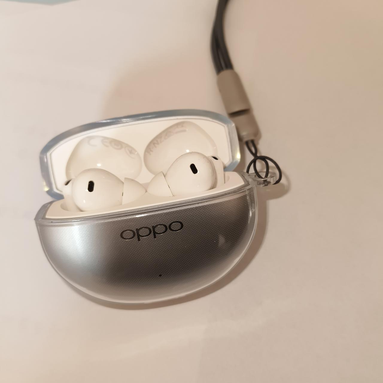 不得不说OPPO做蓝牙耳机做得真的好。
双十一买的encofree4，今天从商城