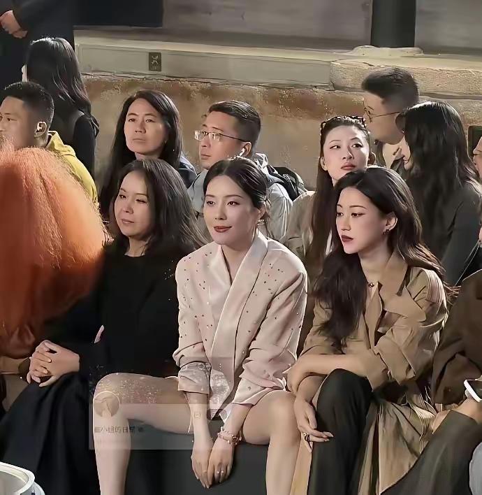 这是谁呀？这么豪放！该不会是张假图吧？