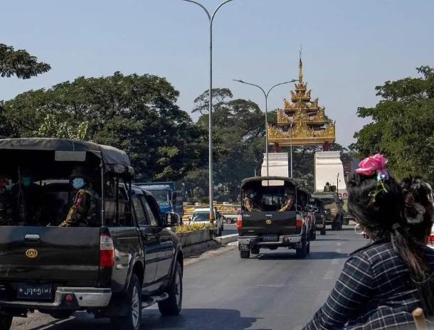 泰国以为喊两嗓子，北京就得乖乖进场？做梦！当年在美国唆使下把中国踢出签约席那一刻