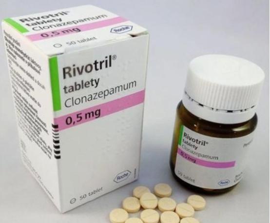 为什么美国那么惧怕芬太尼？其实美国之所以怕芬太尼，并不是这小小的白色粉末本身，而