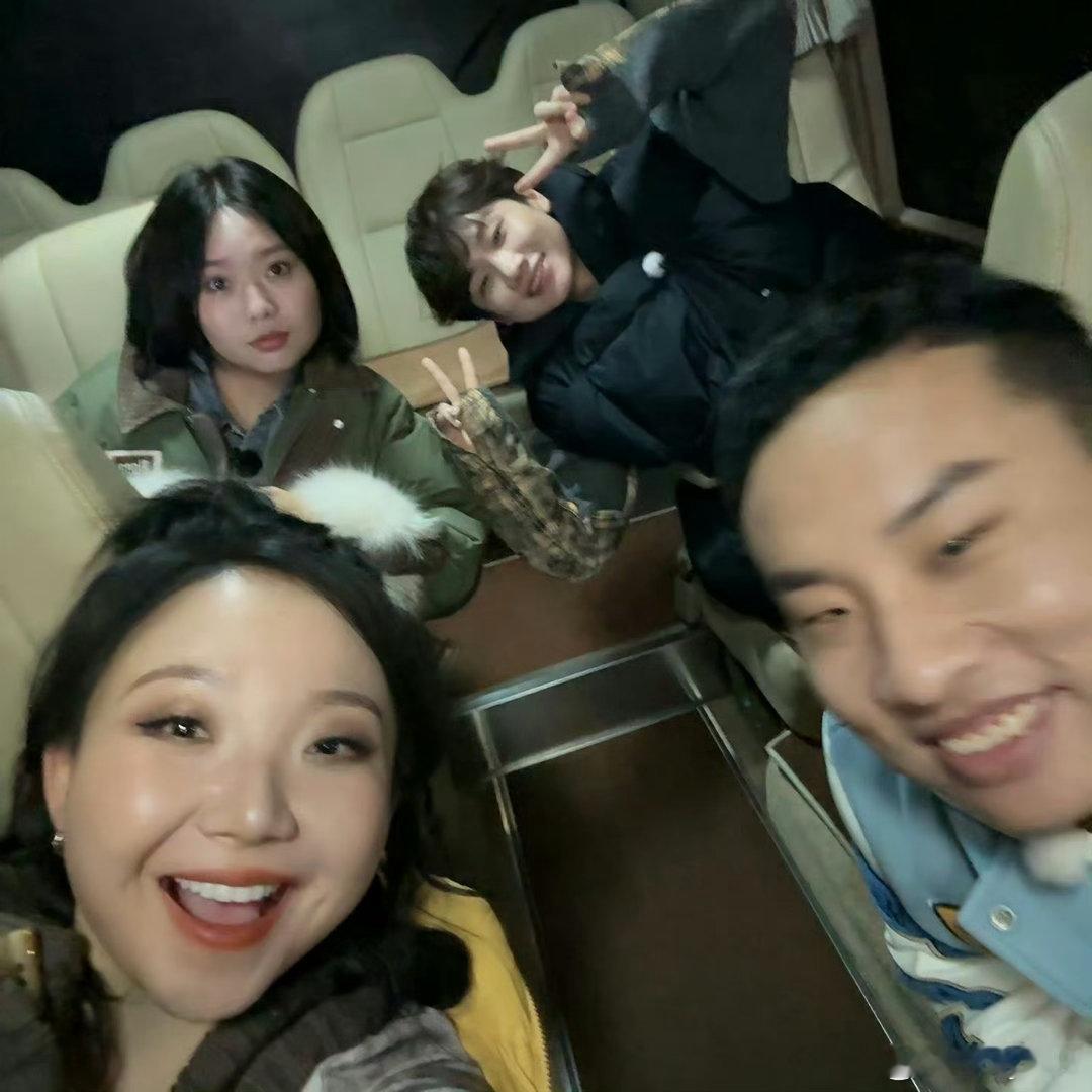 汪苏泷回应650友谊面对网友质疑的友谊汪苏泷的回应真的满是真诚！四人友谊真的很好
