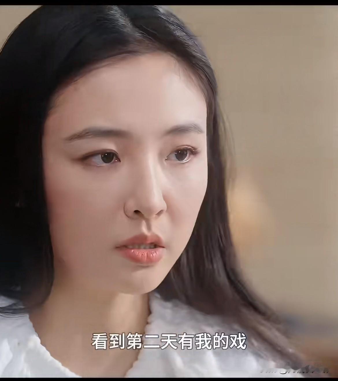 吴倩这是打算常驻热搜了吧，近期话题一波接一波。刚正面回应和前夫没有复婚，转头又自