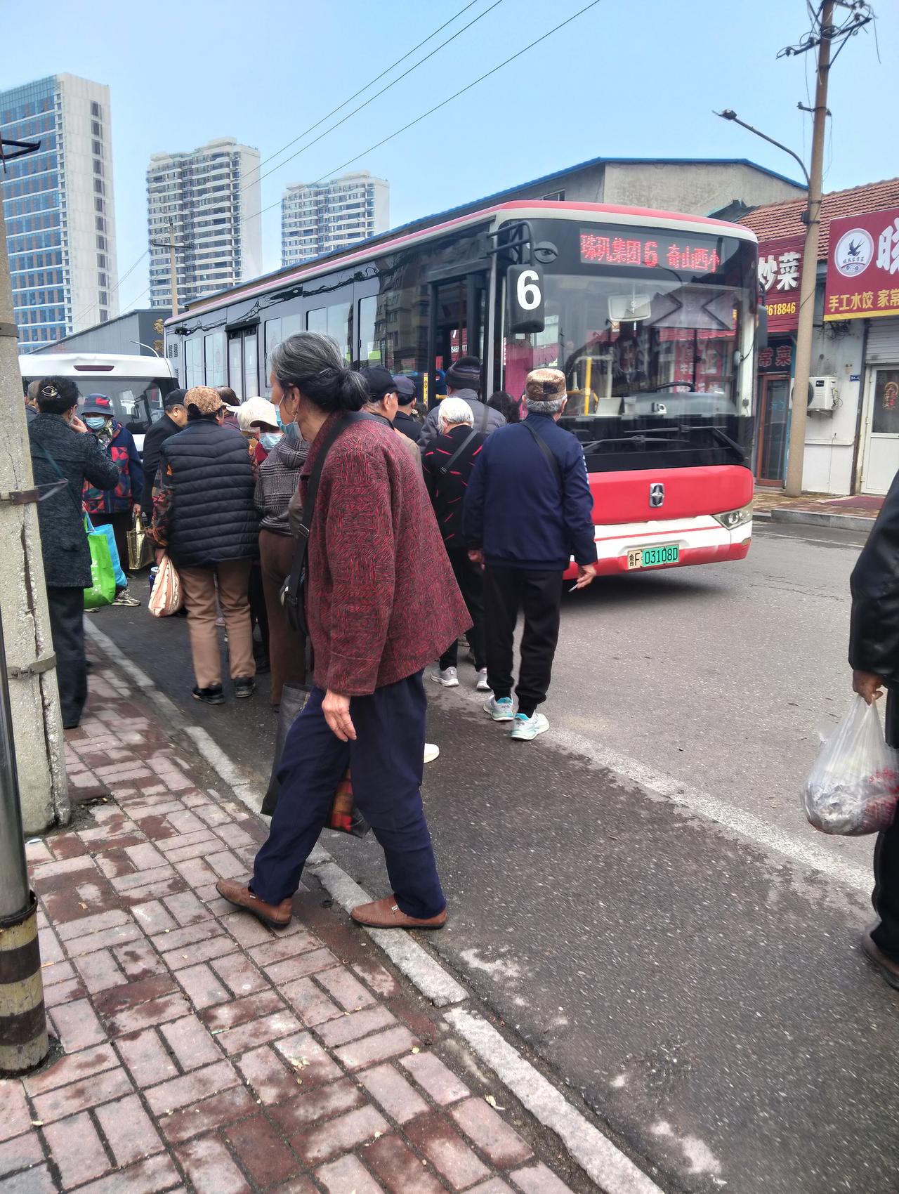 现在开个新店揽个客户太难了，到处都有薅羊毛专业户。