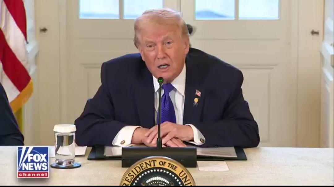 新闻快讯——特朗普：“不管人们喜欢还是讨厌我，我平息了8场战争——都是规模很大的