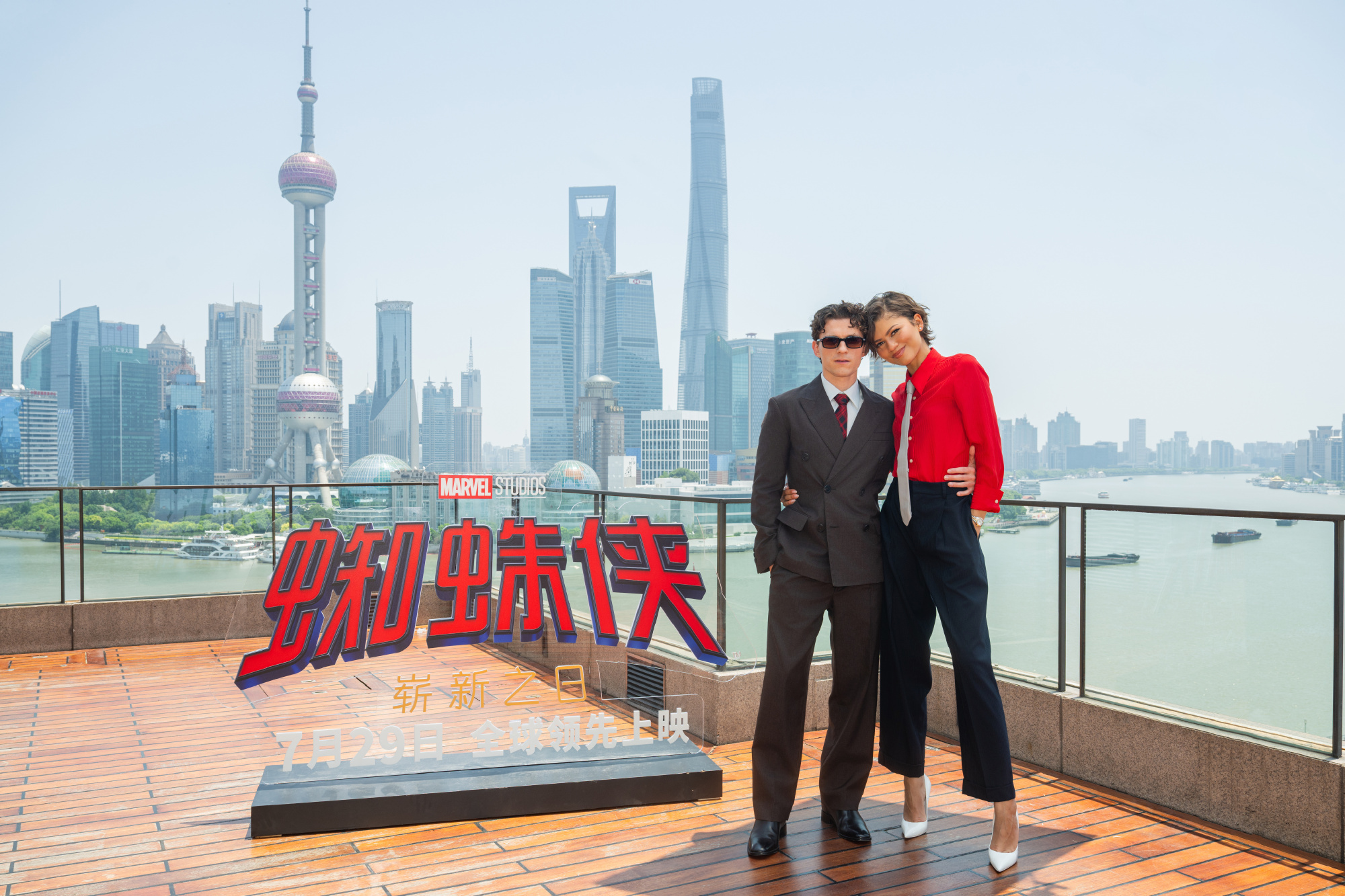 当全世界都彻底遗忘彼得·帕克，蜘蛛侠该如何冲破绝境、虫出束缚逆风翻盘？震撼上映的