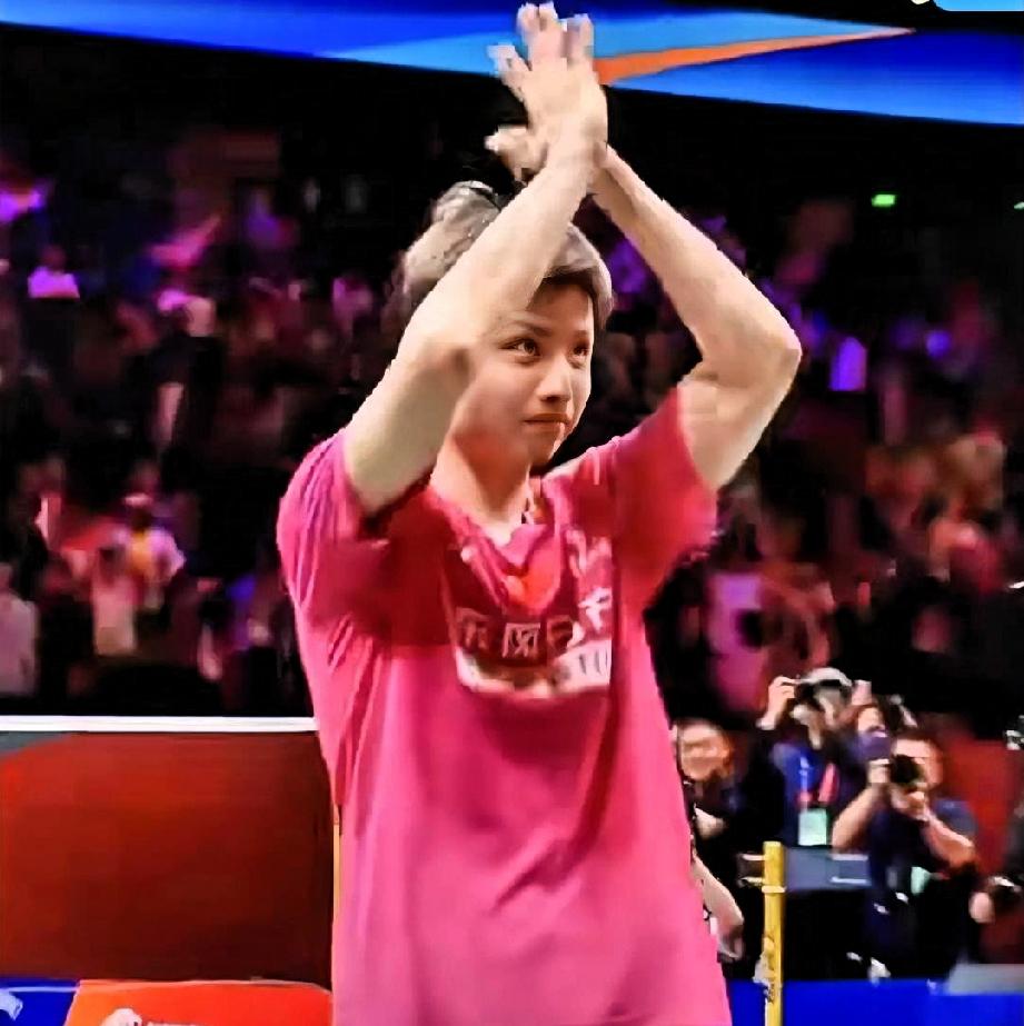 石宇奇现在在羽毛球界的地位真不是吹的，瞅瞅大器晚成的他这两年夺得的一系列有份量的