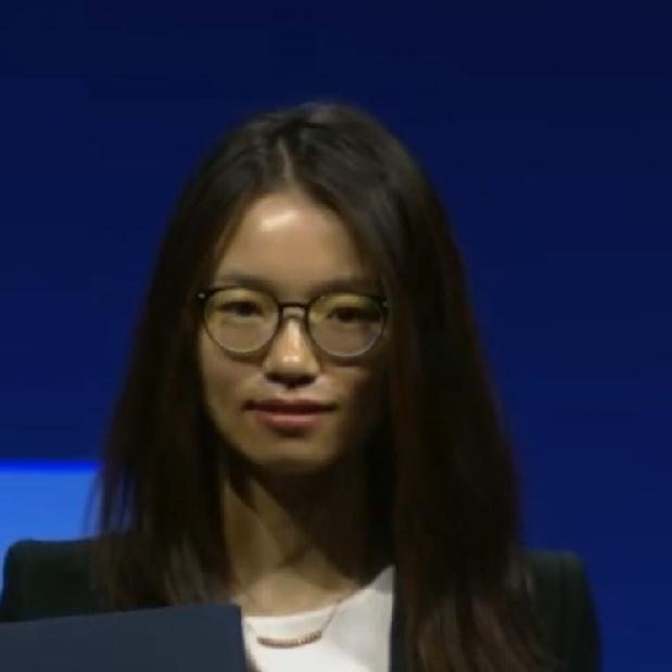 中国数学界超级重磅大事件！
王虹、邓煜，两位中国籍双双获菲尔兹奖！不但实现了零的