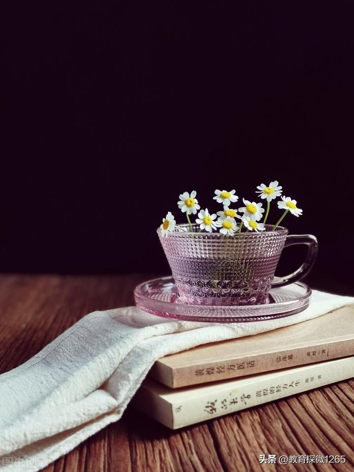 奔50的人，为啥越来越多的人选择了推掉酒局，远离应酬，逃离红尘，回归家庭，找一方