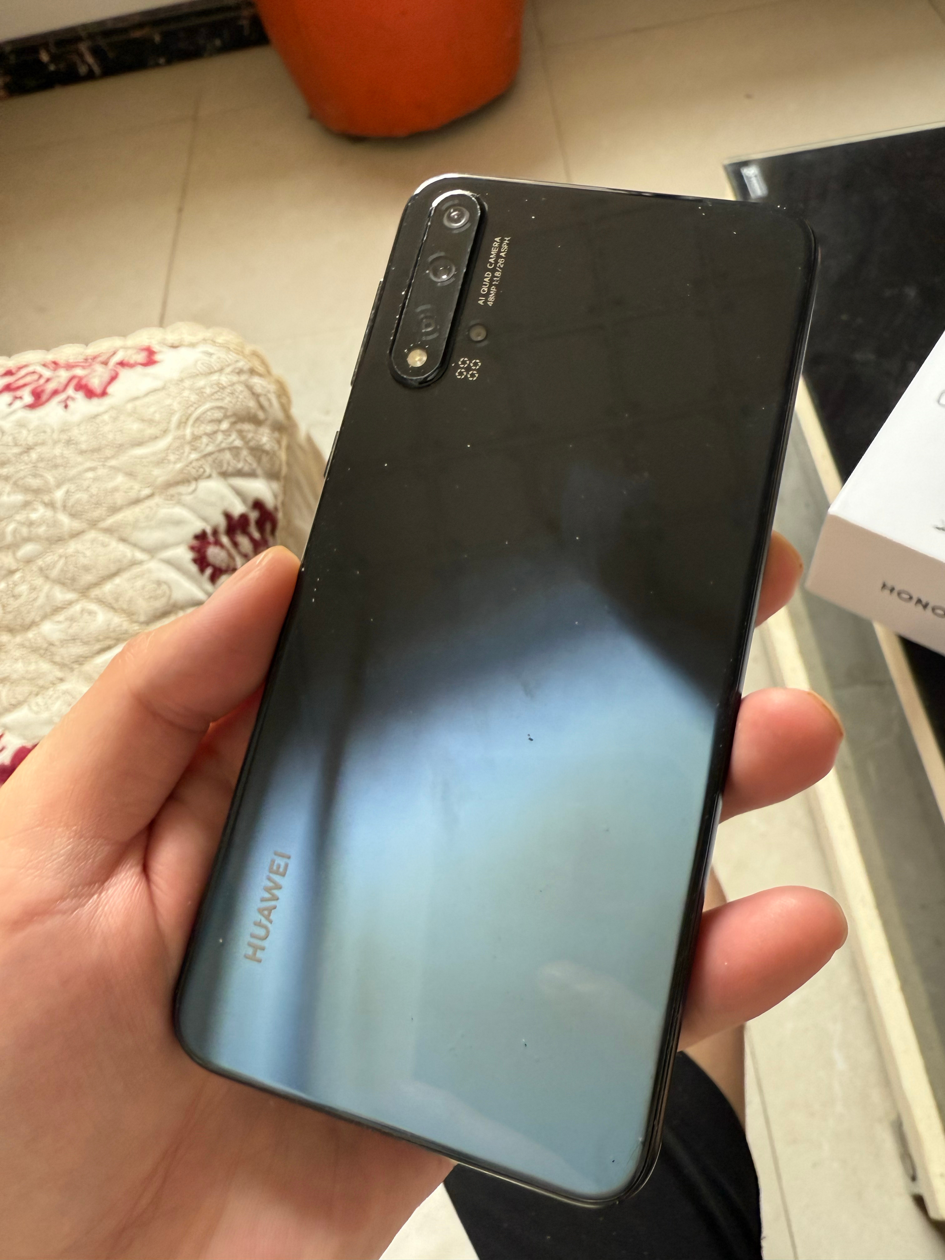 猜手机型号，不难吧[doge] ​​​