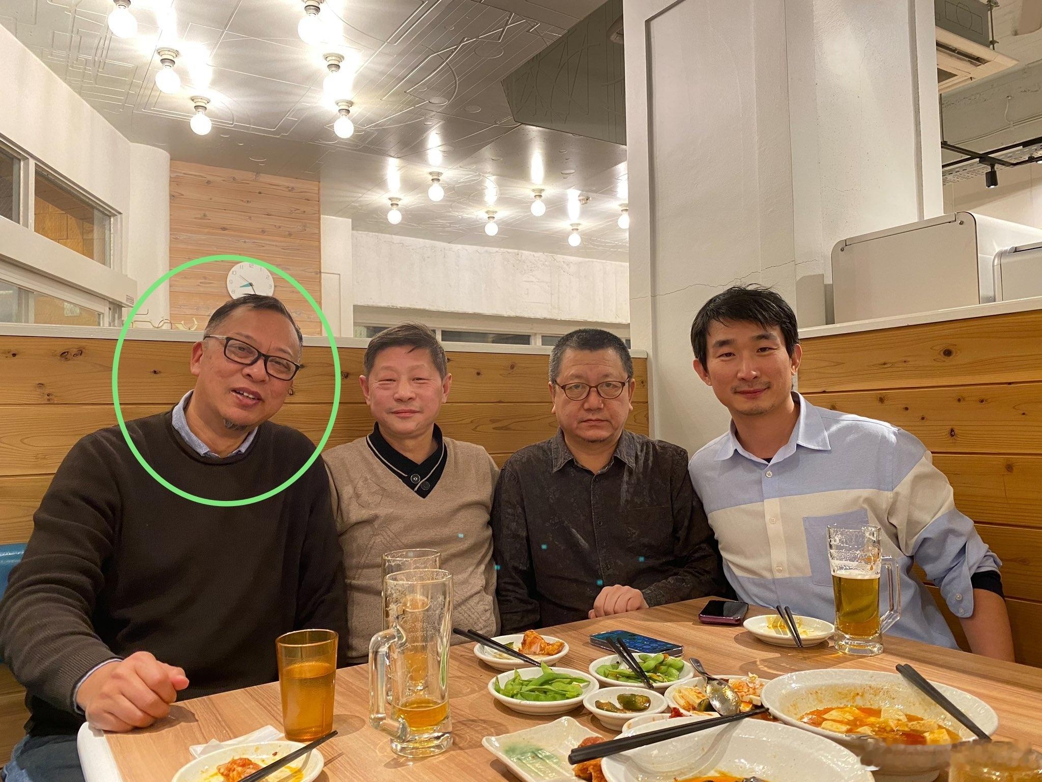 台湾省所谓的选举结束后，台独饲养的汉奸又去日本了。图2，汉奸说这是它妈，它妈知道