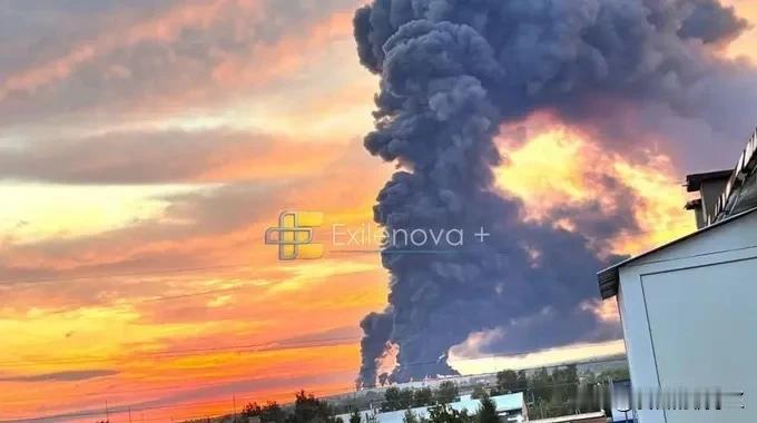 根据俄罗斯媒体披露和电报频道监测信息显示，乌克兰武装力量于8月21‑22日夜间，