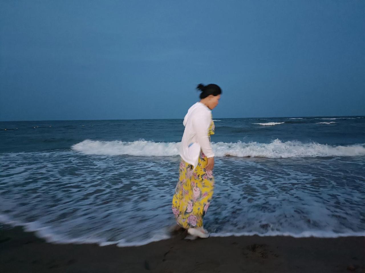 #带你一起去看海 #阳光沙滩海浪 #同城优先推荐 #海滩景色美如画 #大海的味道