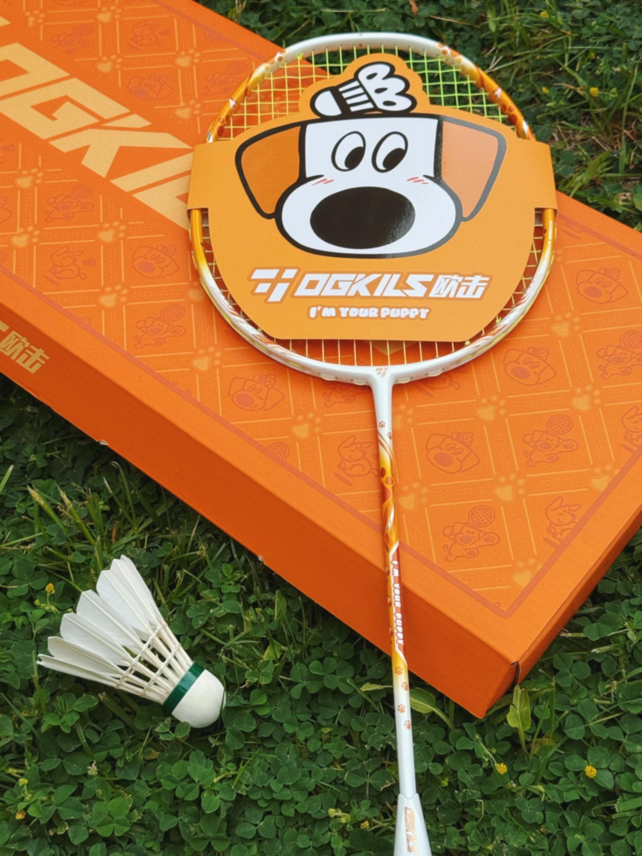 是谁家的羽毛球拍这么可爱啊！我，我，我，就是我！！！🙋🏻‍♂️  🏸