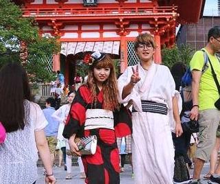 87万中国人定居日本，是当地最大的外籍群体。但一个从东京回国的朋友说了句实话：现