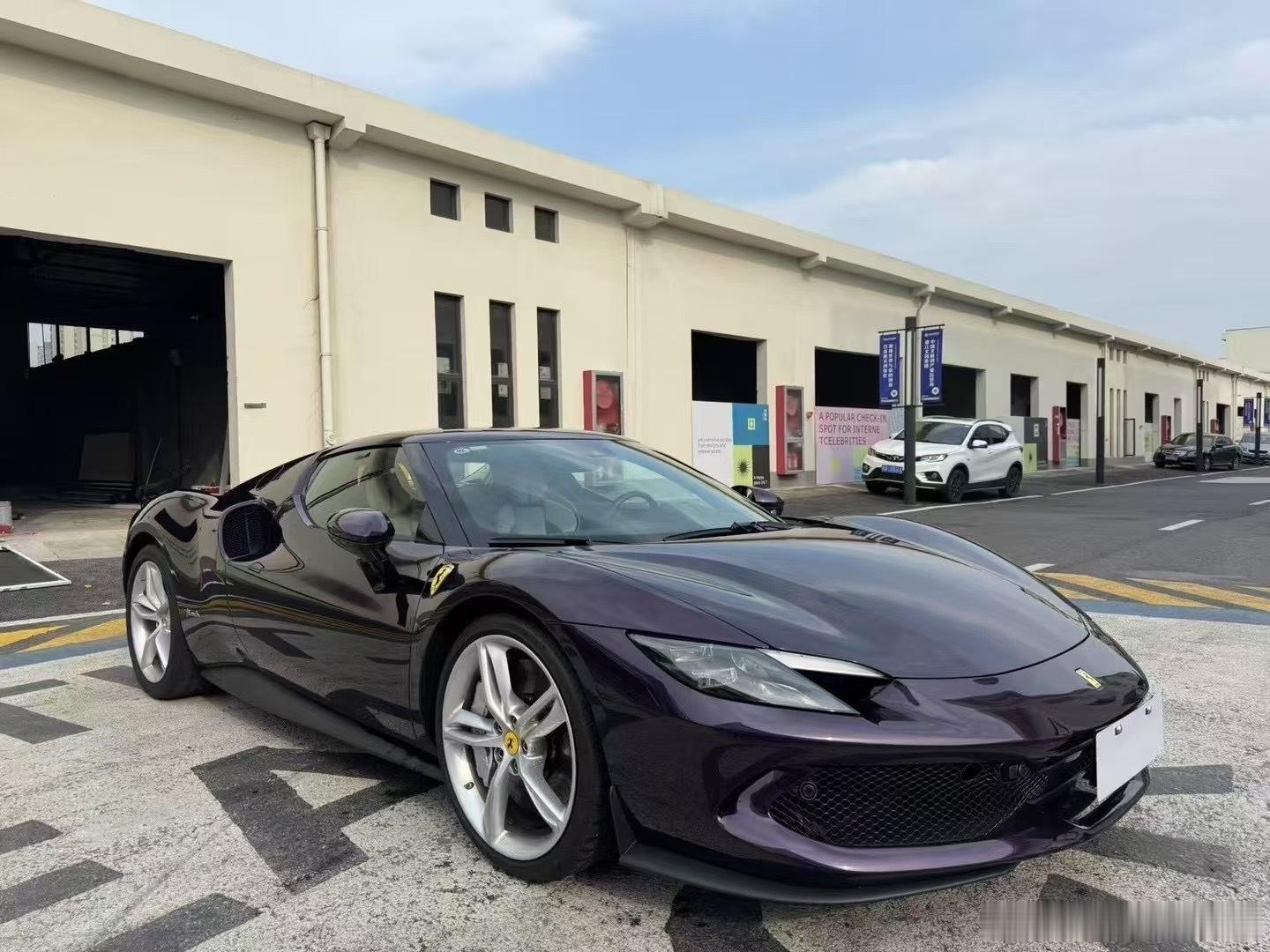 Ferrari 296 tailor made 高定版紫色、2024上牌/266
