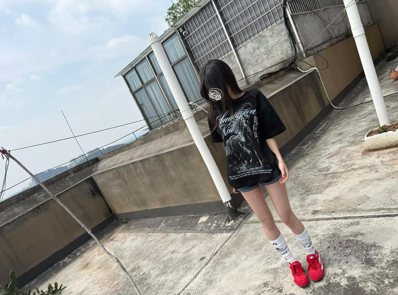 专注提升自己就是魅力的开始stkstk短袖smalltownkid