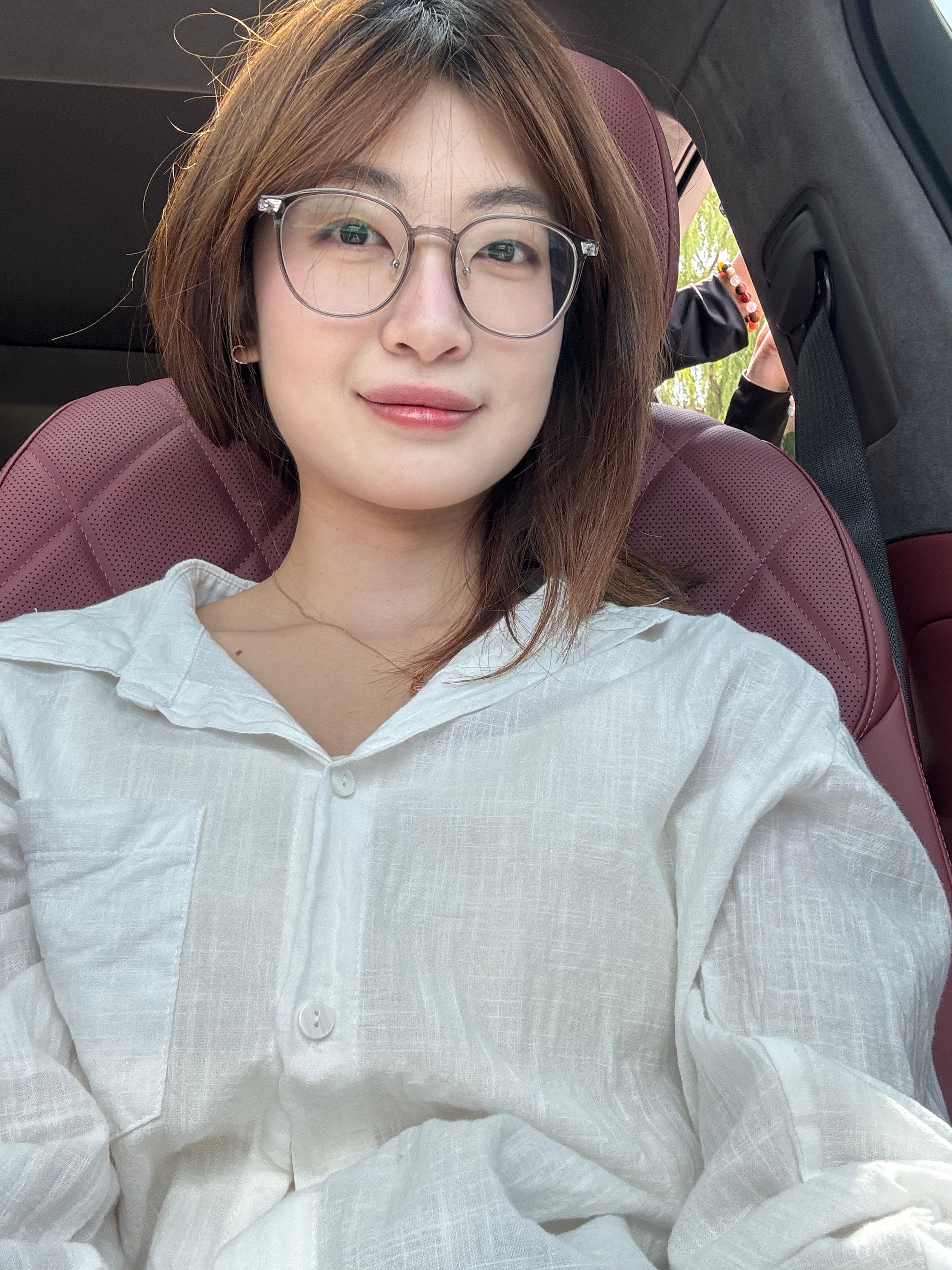 35度的天，猜猜我要去干嘛[淡淡的]  ​​​
