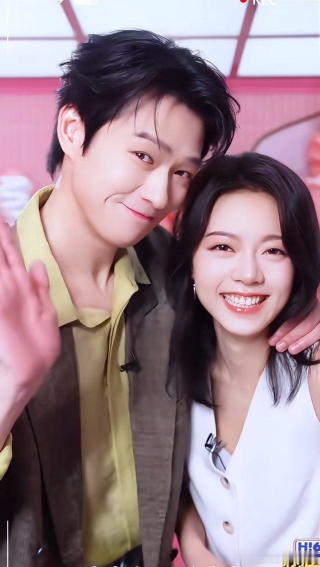 真不配啊[允悲][允悲][允悲] ​​​