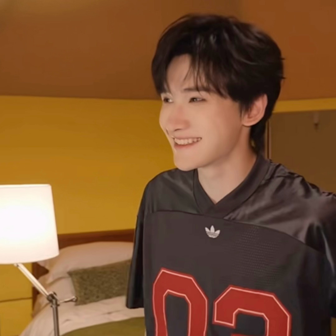 就这么高兴😆 