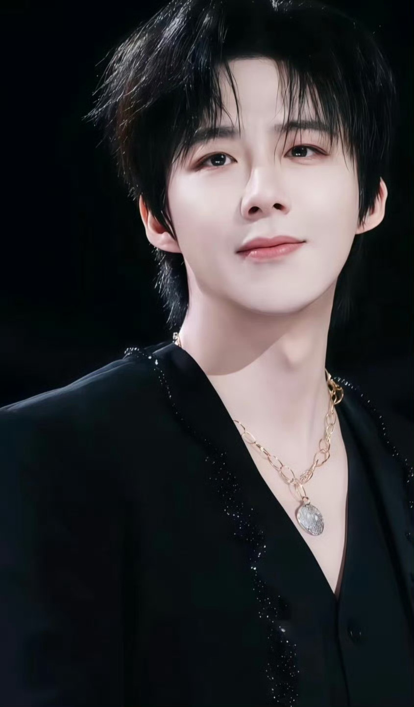 刘宇宁说想回去演戏看来咱们刘宇宁还是很喜欢演戏的，我今年特别喜欢看他演的魏绍 