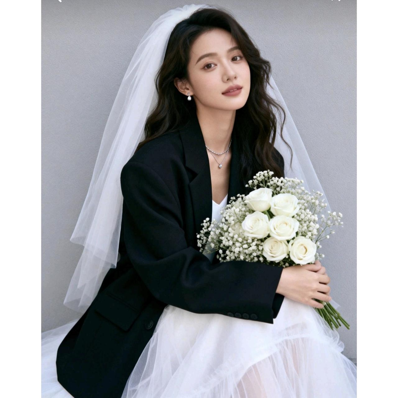 香港入境处刚通报，
2025年总共查处了531宗假结婚案，
还抓了710个人！