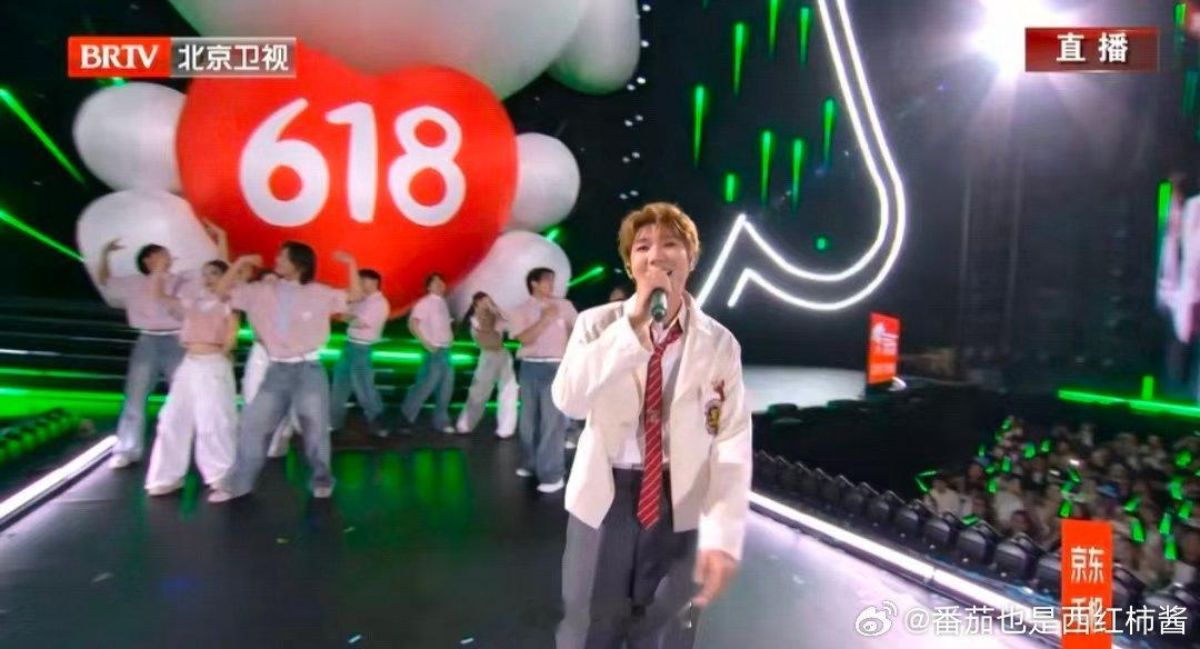 王源工体人气 王源工体上座率 《王源 好听》 歌声动人，人气更亮眼，王源在工体收