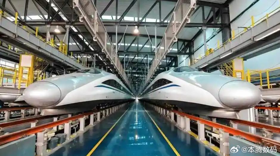 为了维持电网的三相平衡，不同的供电段，所使用的电“相位”是截然不同，通俗来讲，这