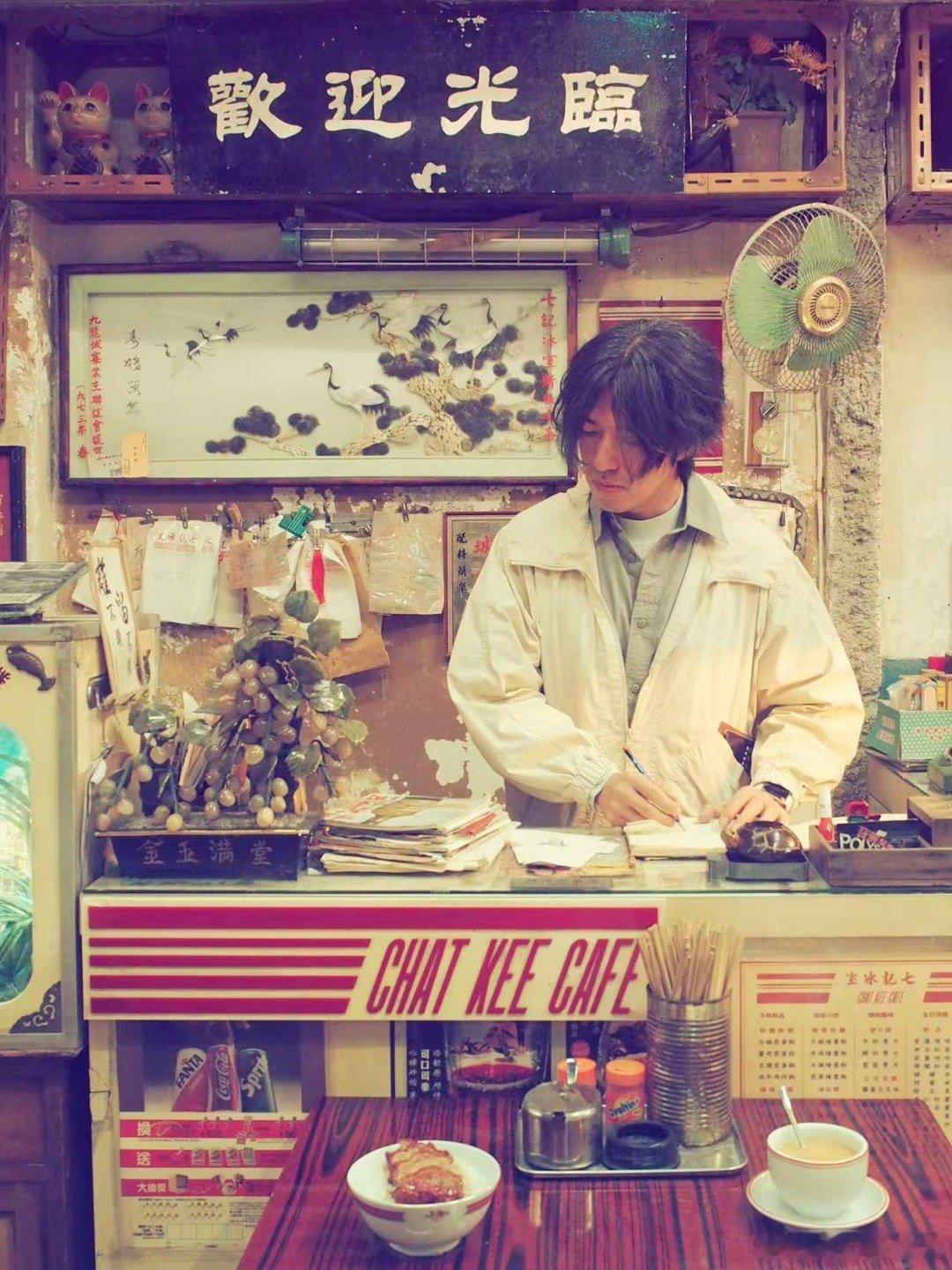 “本店腌叉烧配方是：一豆瓣酱二叉烧酱二豉油酱三磨豉酱一南乳三海鲜酱二芝麻酱三老抽