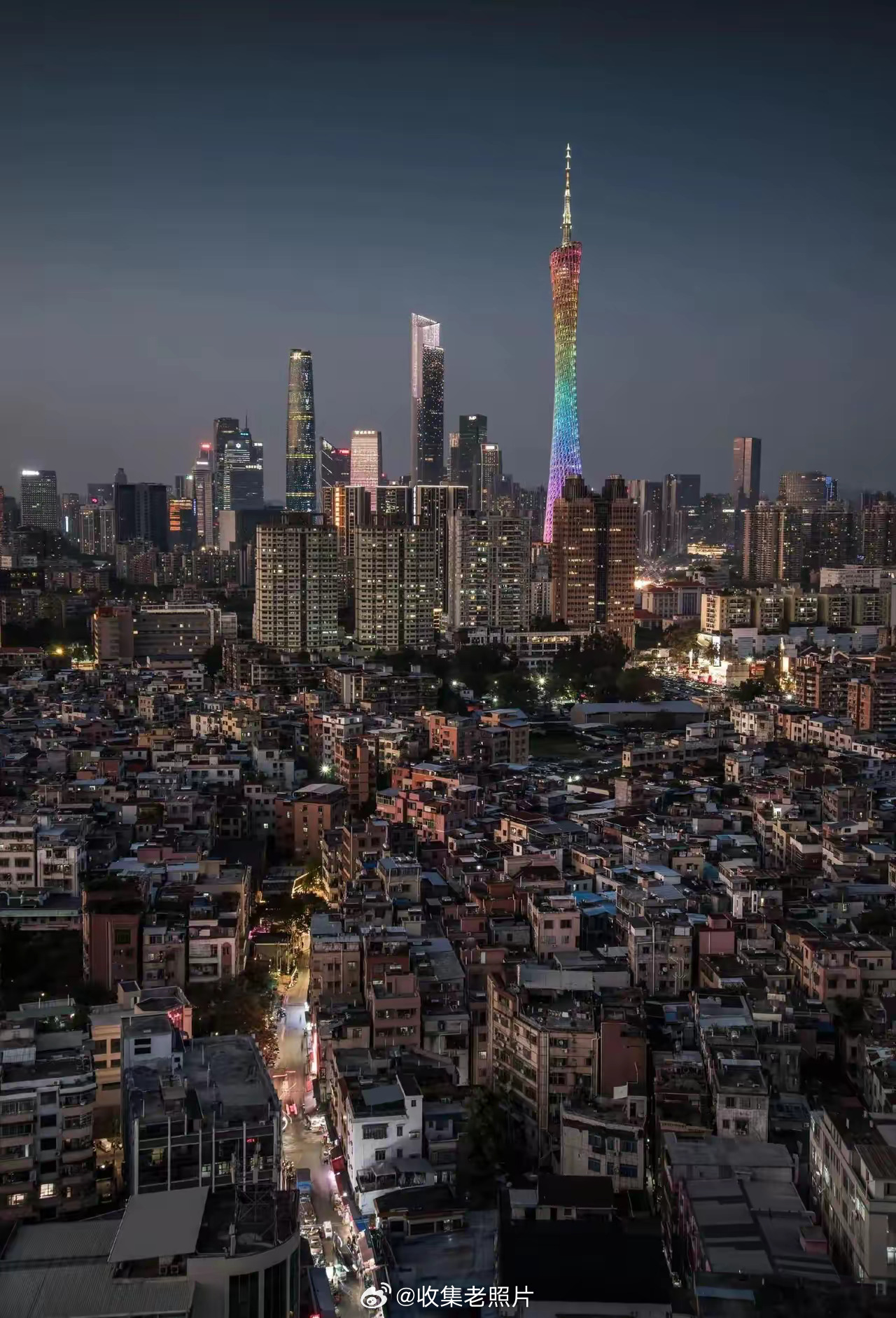 广州这张照片，竟然被越南人吐槽城建不如胡志明市，说这么多矮房子，规划脏乱差，远远