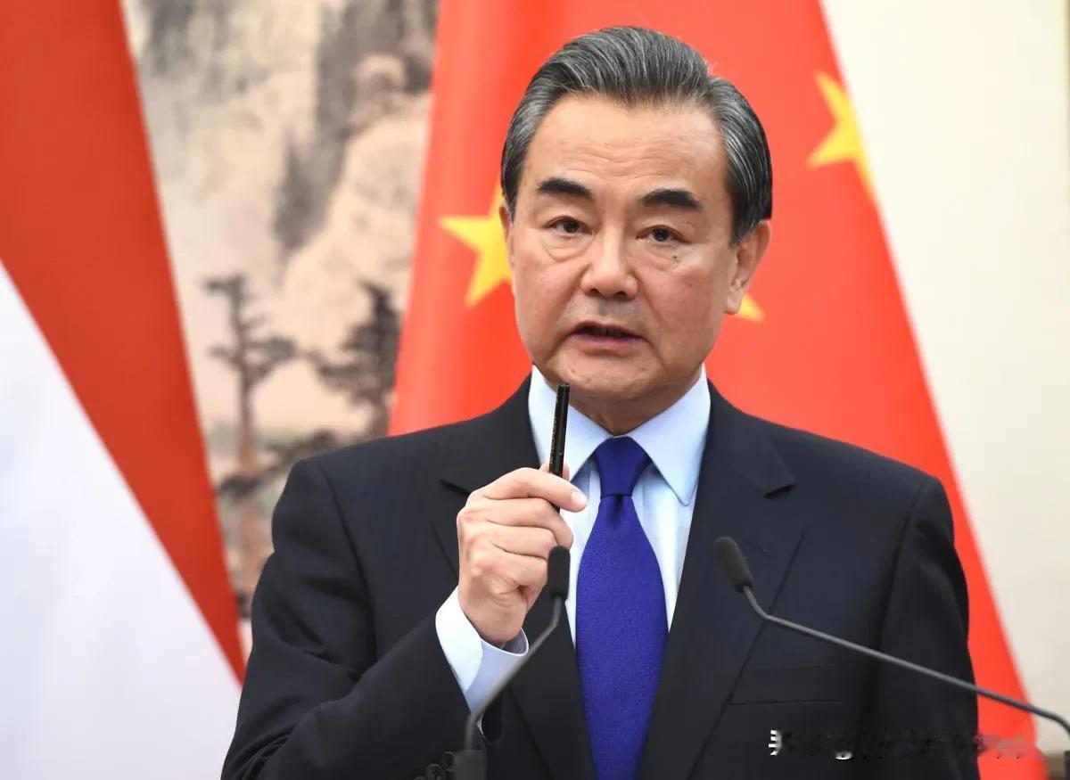 莫迪被美国“放鸽子”后，王毅破冰访印！
 
2025年8月18日，中国外交部长王