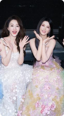 徐洁儿说李小冉更自信了徐洁儿夸李小冉唱歌感情真挚真心欣赏彼此，互相成就共同进步，