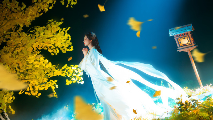 孟子义美人带血的含金量   从未见过这样的孟子义，从清冷小白花秒切高冷战损风，这