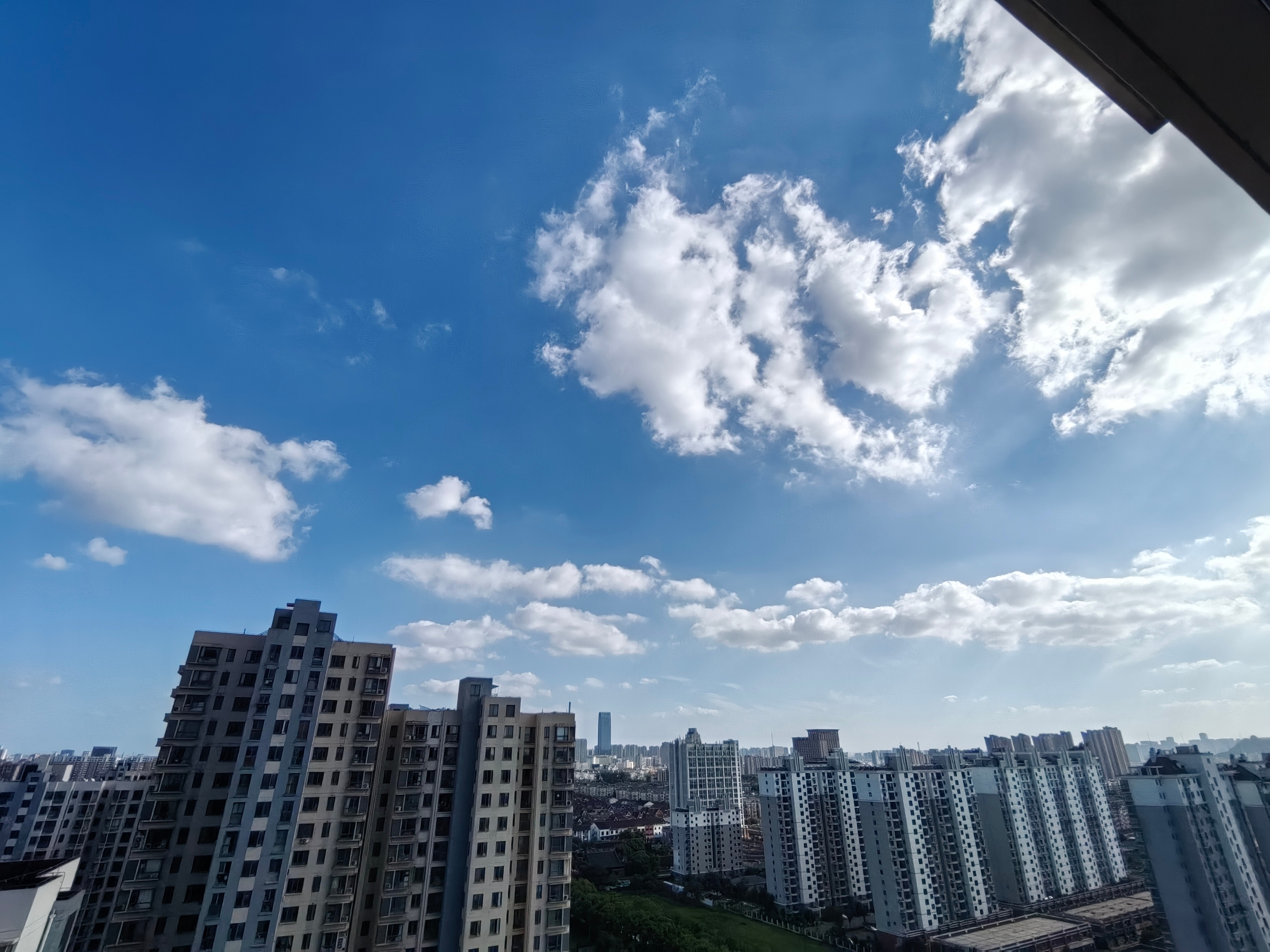 巴威你到来不来我好热 