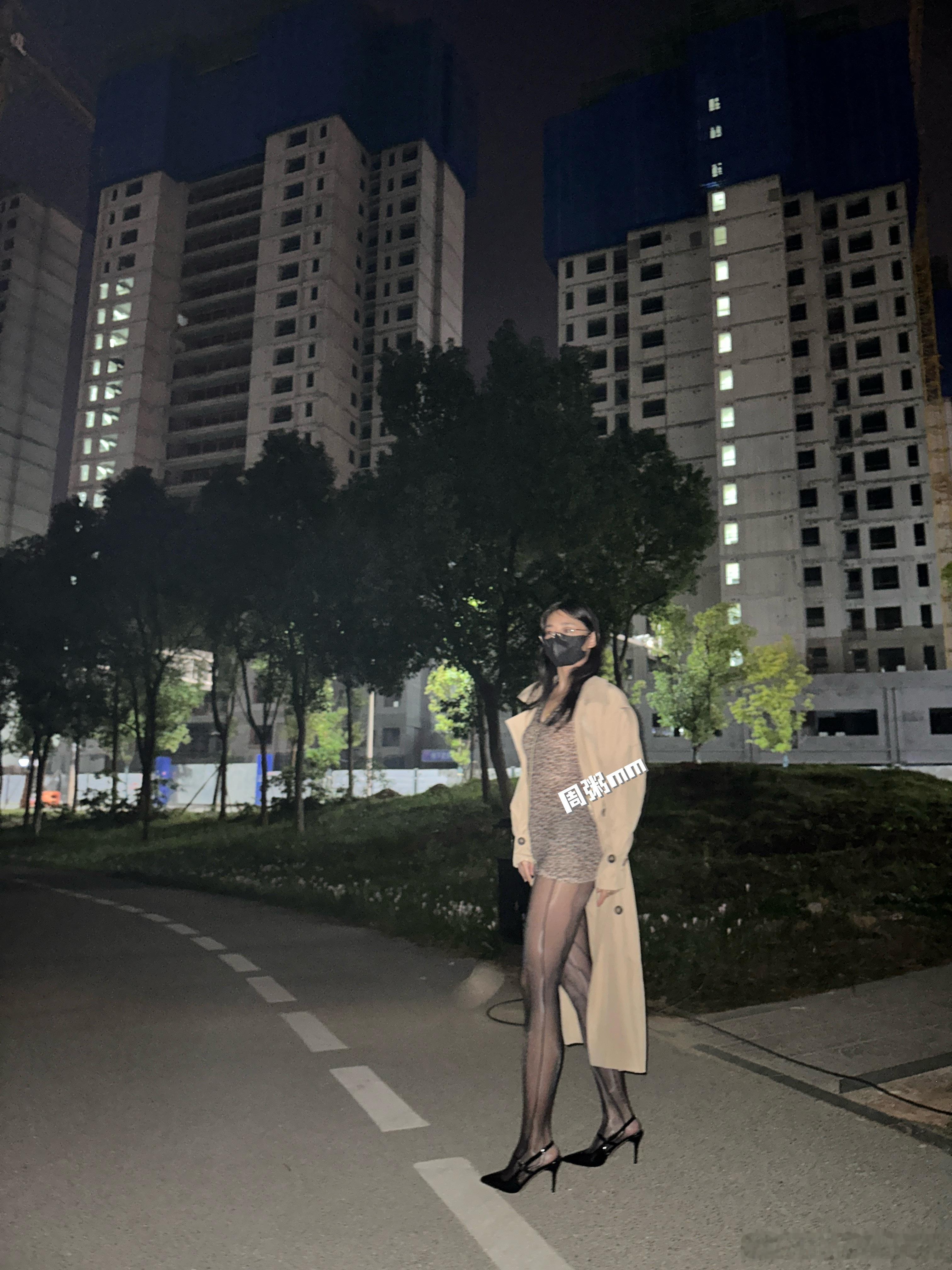 豹纹小姨 ​​​