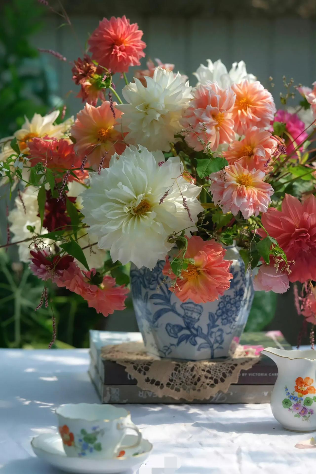 有油画感的花！