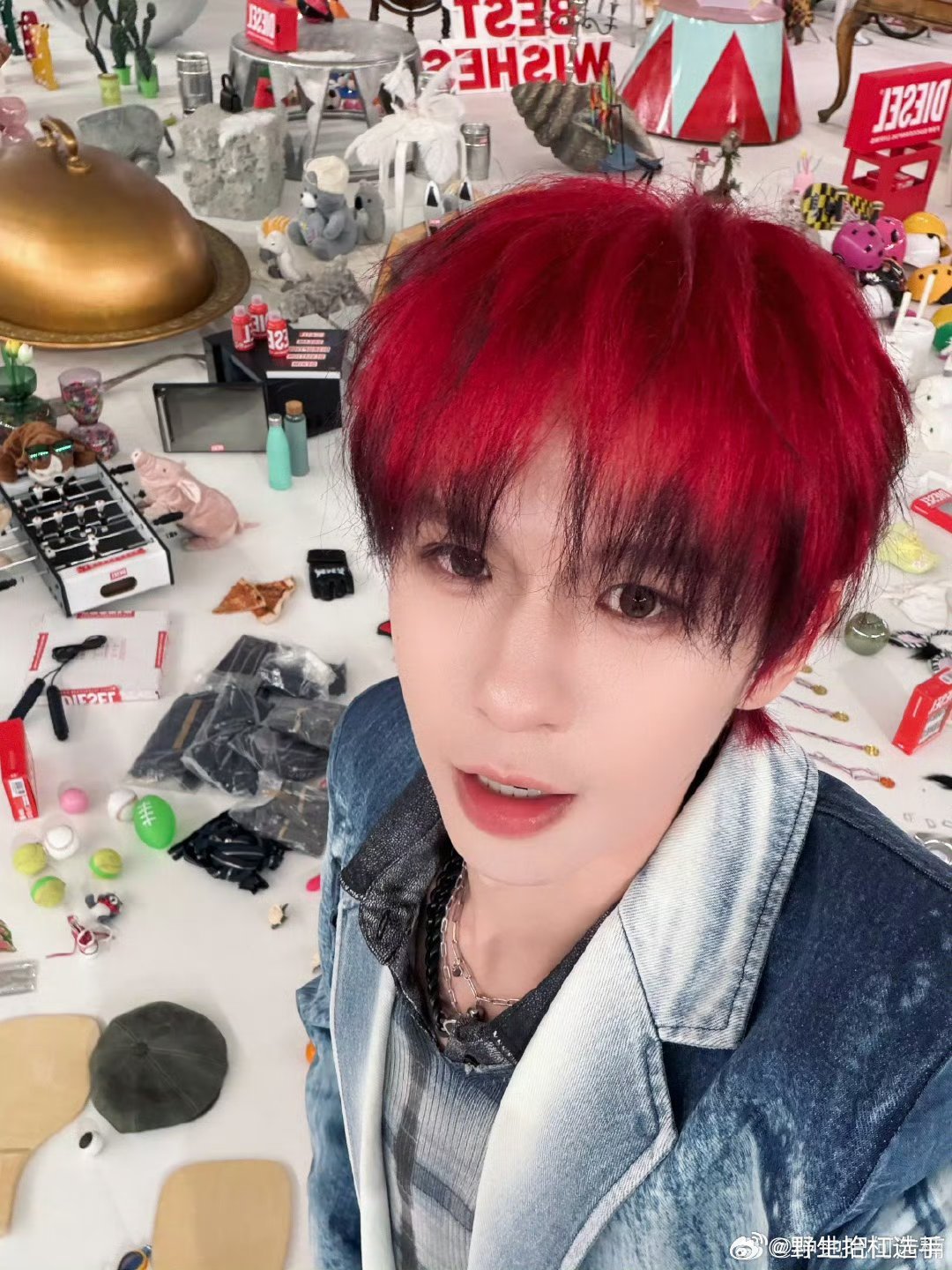 何浩楠加盟宇宙闪烁请注意元气少年何浩楠惊喜加盟宇宙闪烁请注意！解锁高能旅行新冒险