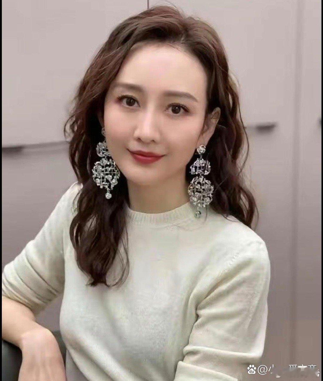 王鸥未婚生子后，整个人气质都不一样了 ​​​
