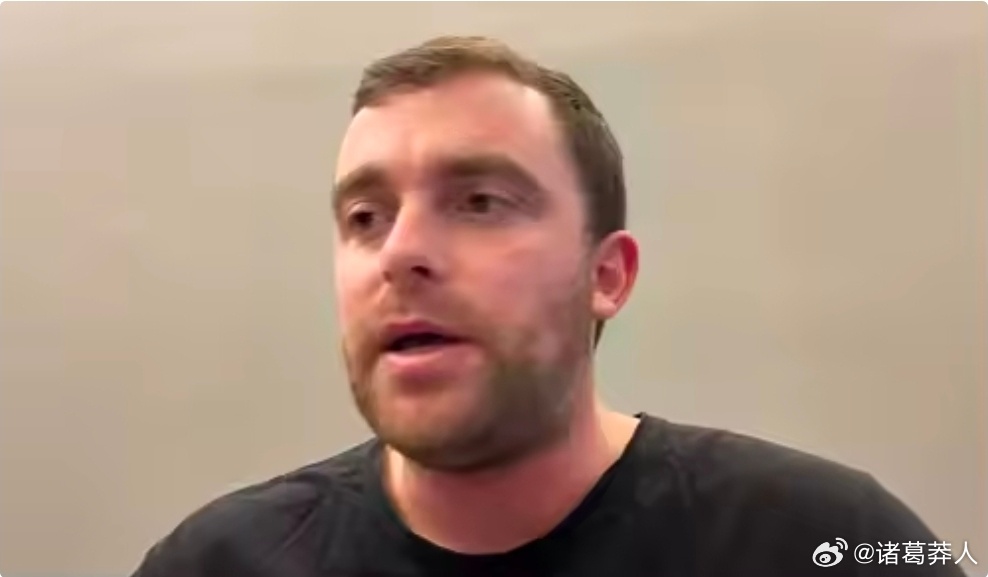 罗马诺辟谣：登贝莱经纪人与曼城总监会面仅是一次礼节性会晤罗马诺在个人频道播客中辟