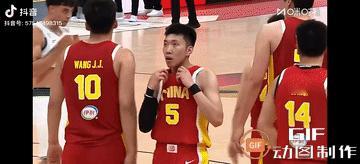 英语进步了！昨晚杨瀚森在中国男篮对阵黎巴嫩男篮的世预赛比赛中火力全开，9投8中拿