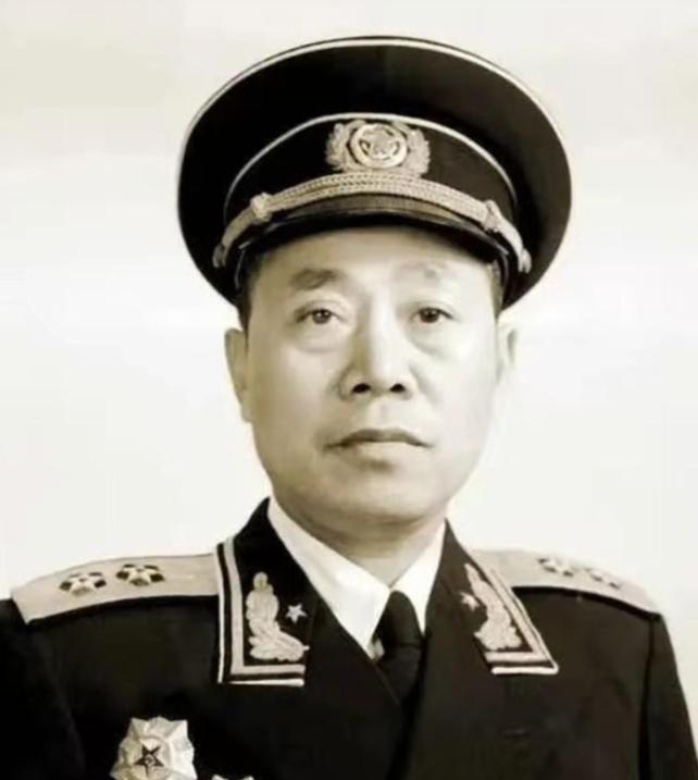 1967年1月21日，新中国开国中将，海军副司令员的陶勇，被人发现死在一口井中，