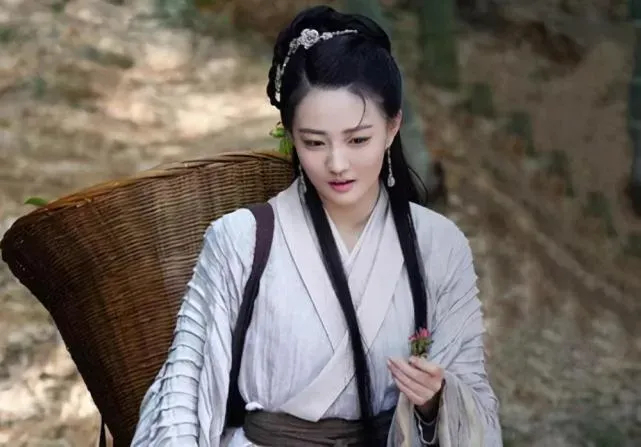 MPV，选赛那，梦想家，还是高山？求助。MPV[超话]游戏求助高山8梦想家 ​​