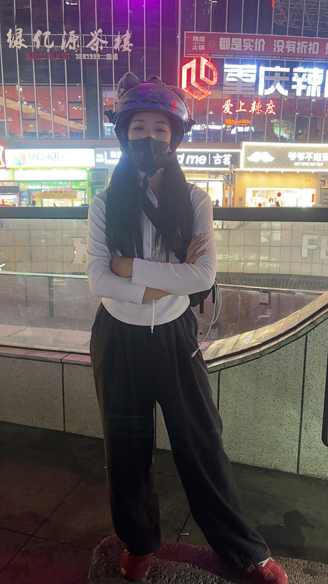 老师教的我全忘了 但社会教的我一直铭记于心