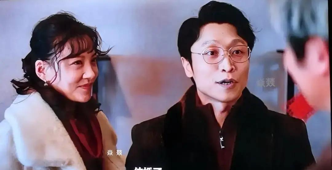 再不做正规报关，你攒的整箱林下参可能直接扣在海参崴。
 
达达当年揣着两麻袋现金