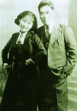 1941年6月，国军少将陈中柱战死后，头颅被日军割下带走。陈中柱怀孕的妻子，带着