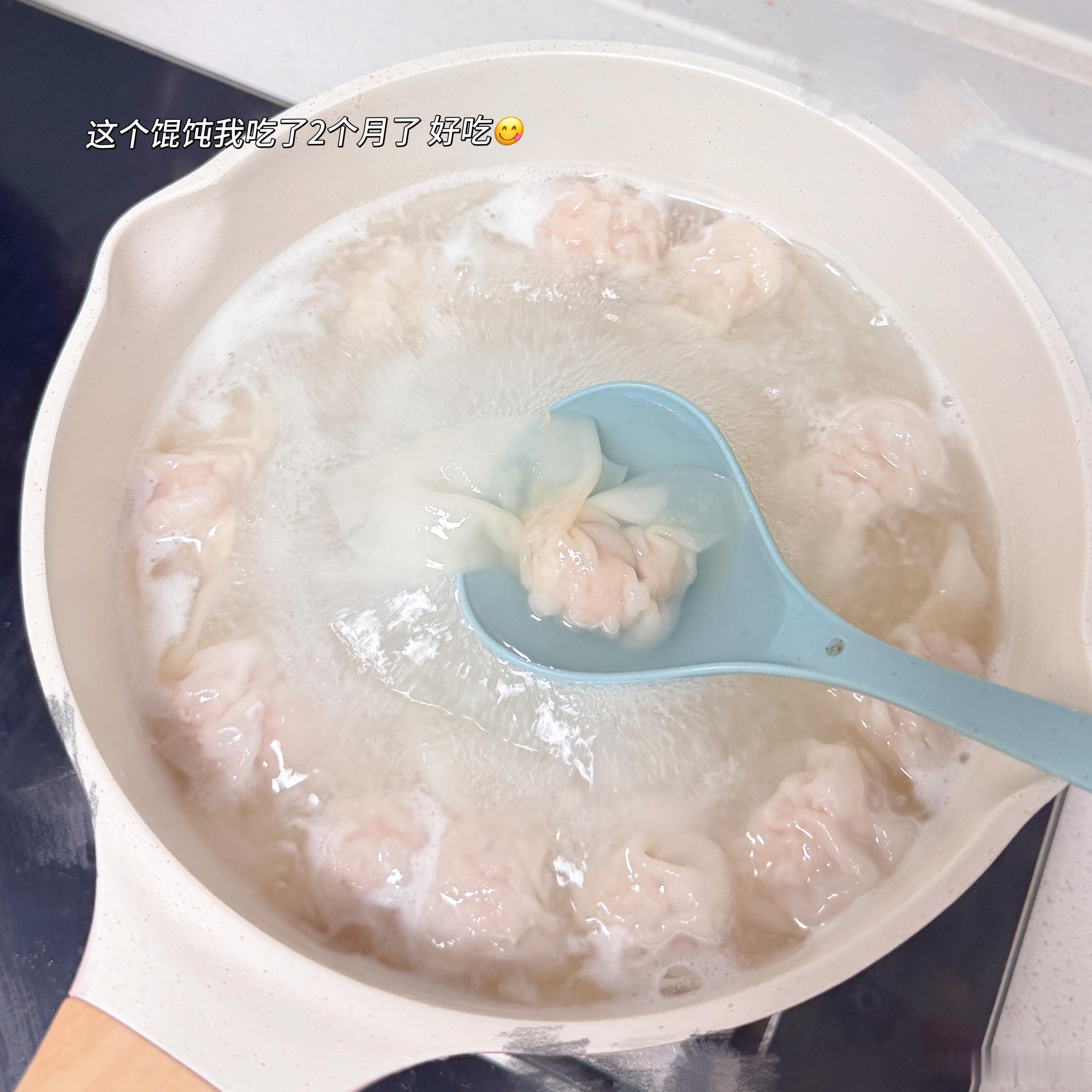 两个人已经宅得不知天地为何物了 