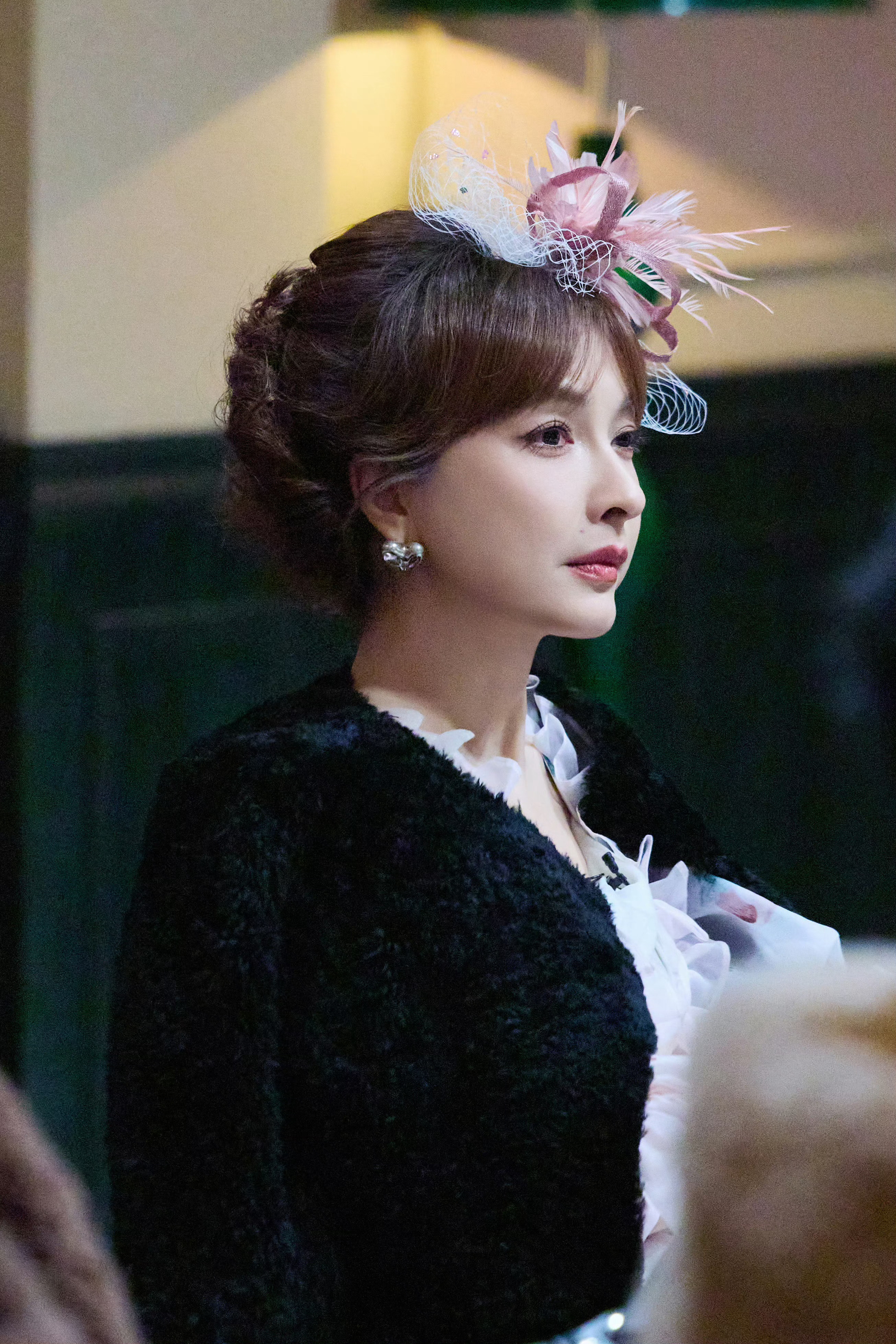 吴昕被夸穿搭越夸张造型越正确吴昕大侦探夸张造型 就是说新一季大侦探吴昕的每一次造