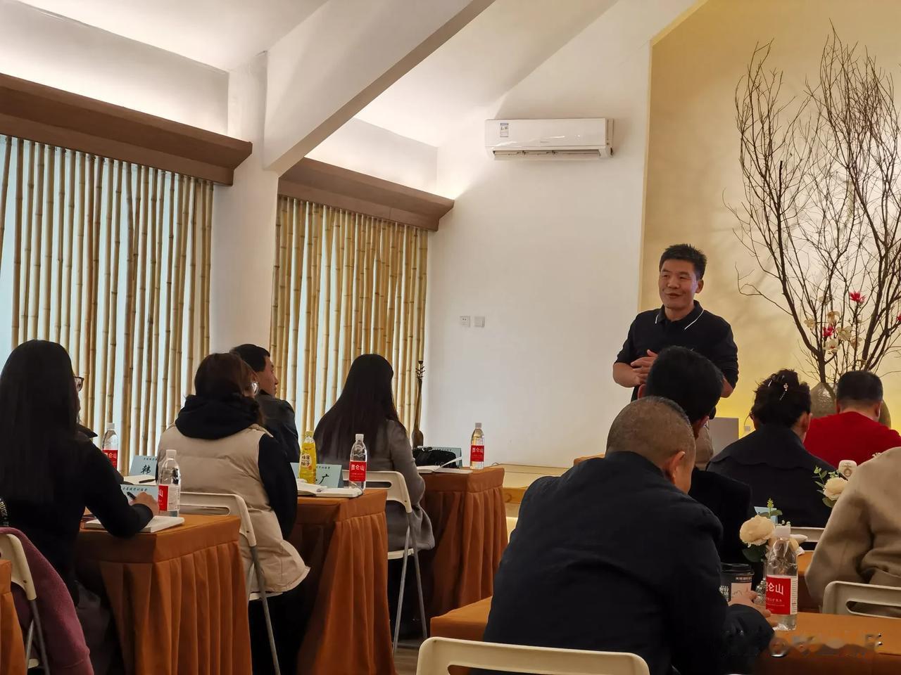管理能力再提升训练营第二场继续在天津水上公园内的水上记忆博物馆本真堂成功举行，南