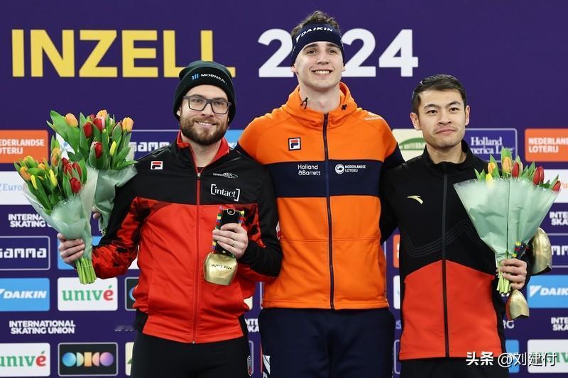 宁忠岩1500米破奥运纪录夺金 意大利当地时间2月19日，冬奥会速度滑冰男子15