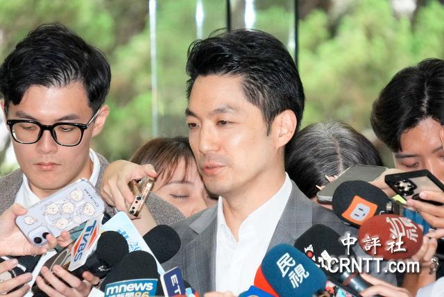 校长称赞帅气遭炎上　蒋万安：希望理性讨论
台北市长蒋万安大儿子蒋得立因录取交换学