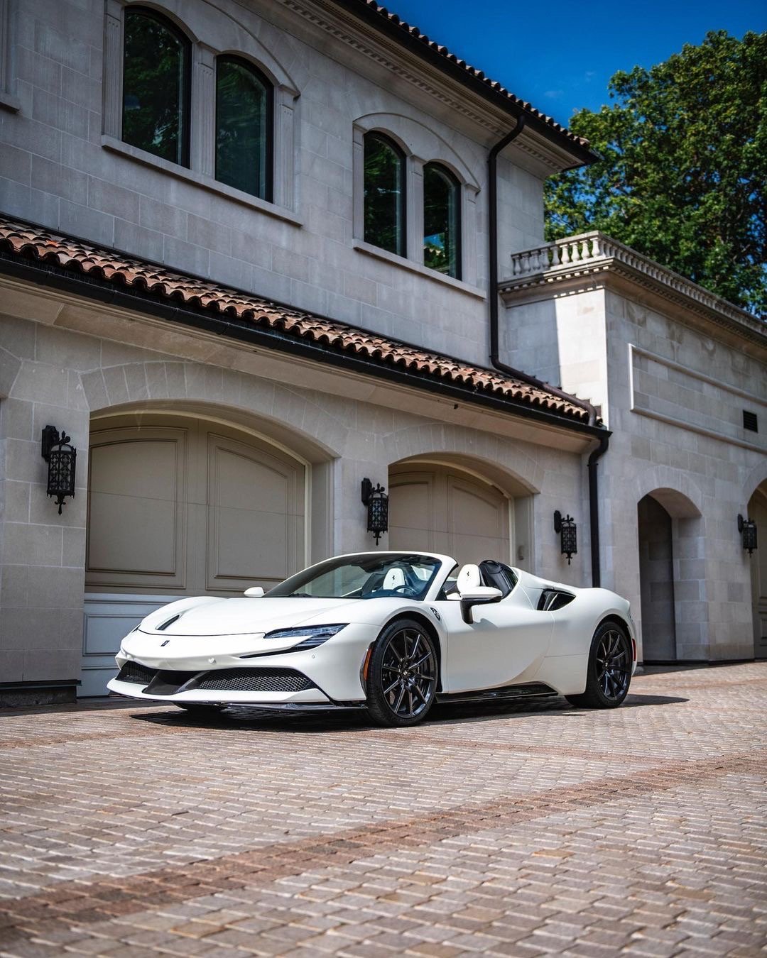 法拉利 SF90 Spider ​​​